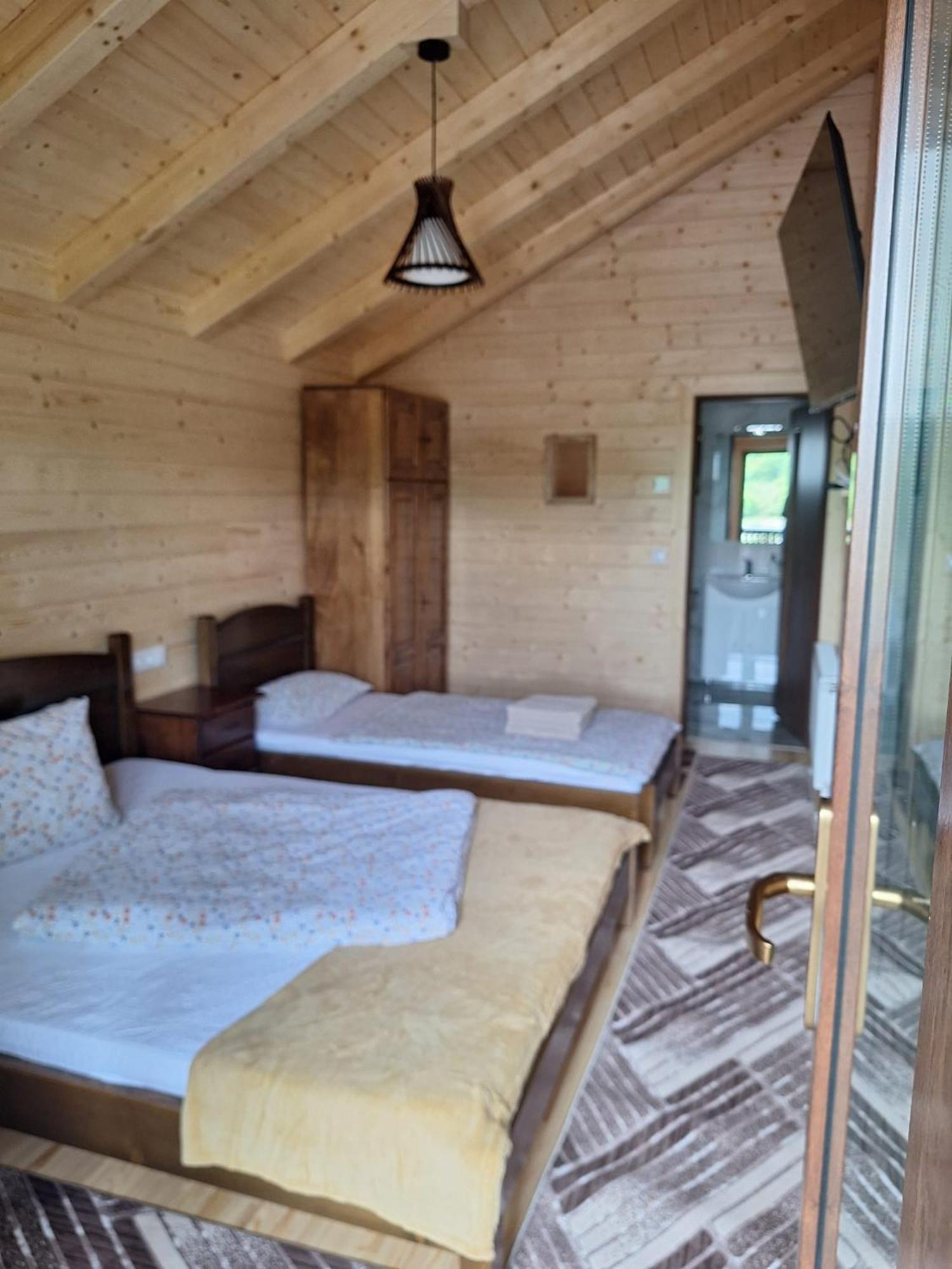 Cabana Suzanne Baile Figa Βίλα Agrişul de Sus Εξωτερικό φωτογραφία
